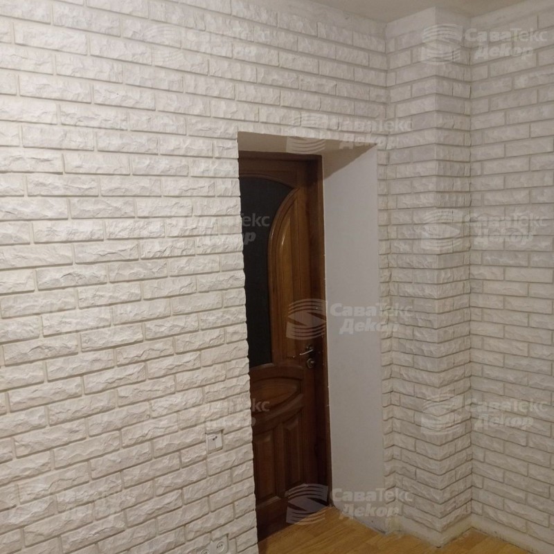 Кирпич мраморный белый